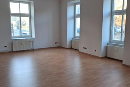 FRISCH RENOVIERTE 3,5 RAUM WOHNUNG IM ERDGESCHOSS IN LUDWIGSLUST ZU VERMIETEN 3 zimmer