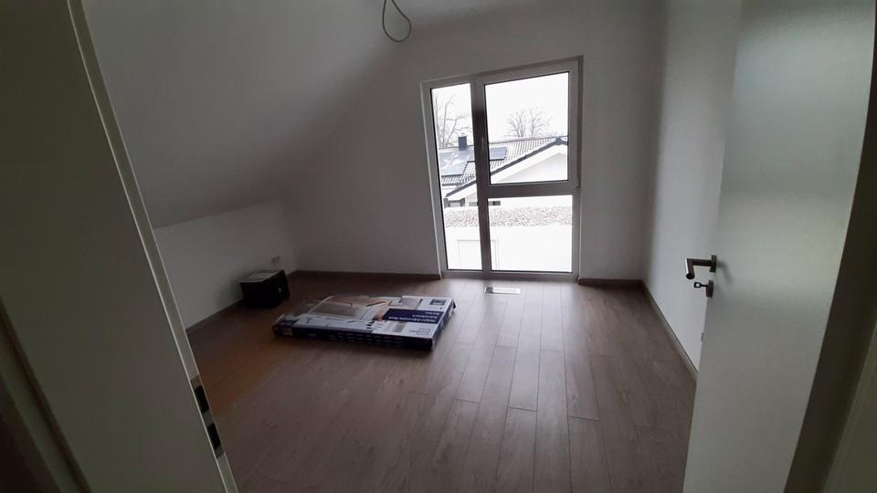 Einfamilienhaus Münchberg - 5 Zimmer, 151 m&sup2;, 1.700&euro; | Angebot:24875079