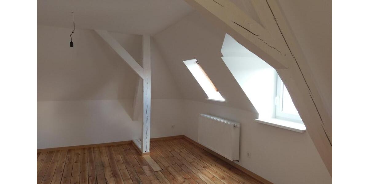 Dachgeschoßwohnung Kaiserslautern Betzenberg - 3 Zimmer, 88 m&sup2;, 750&euro; | Angebot:26588645