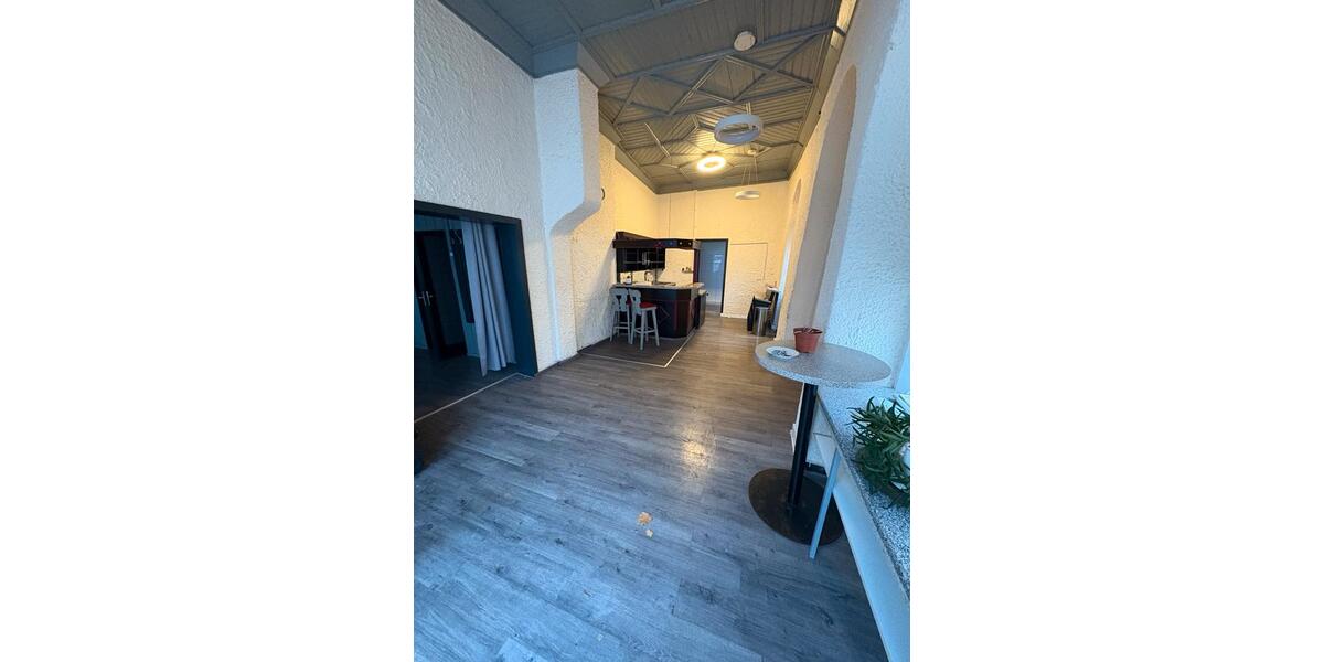 Ladenlokal obere Altstadt zu vermieten - ab sofort zimmer