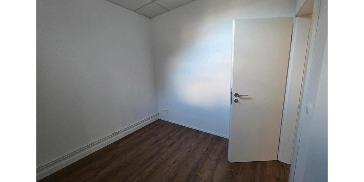 Erdgeschoßwohnung Bempflingen - 4 Zimmer, 80 m&sup2;, 1.300&euro; | Angebot:26238428