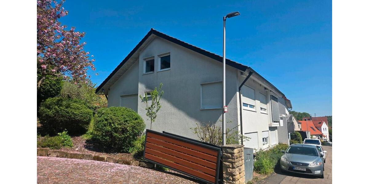 Etagenwohnung Untergruppenbach - 3 Zimmer, 120 m&sup2;, 1.400&euro; | Angebot:26302548