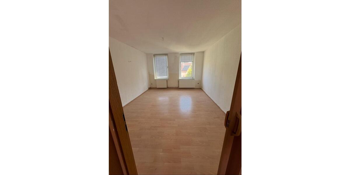Etagenwohnung Helbra - 4 Zimmer, 72 m&sup2;, 500&euro; | Angebot:26297179