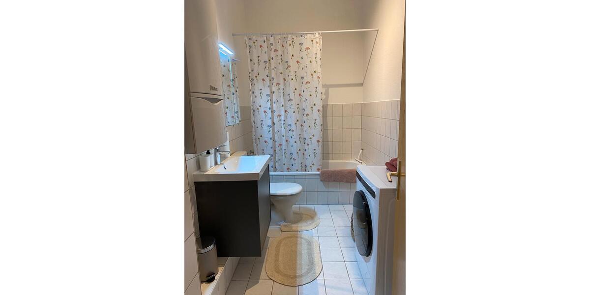 Wohnen auf Zeit Naumburg (Saale) - 2 Zimmer, 56 m&sup2;, 65&euro; | Angebot:24840271