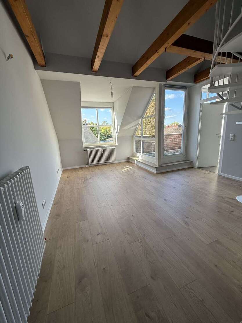 Wohnung zum Mieten in Hamburg 1.674 € 93 m² 4 zimmer