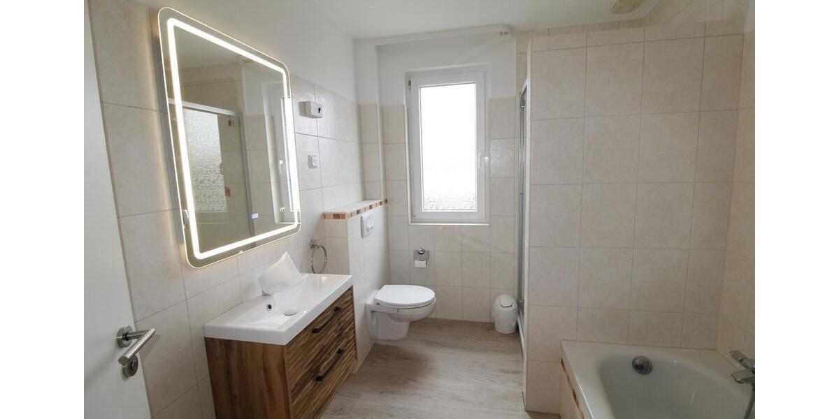 Doppelhaushälfte Bad Fallingbostel - 4 Zimmer, 101 m&sup2;, 1.195&euro; | Angebot:23653456