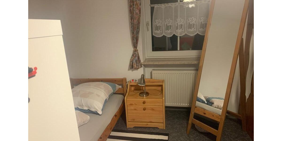 Erdgeschoßwohnung Merkendorf - 3 Zimmer, 16 m&sup2;, 170&euro; | Angebot:24849798