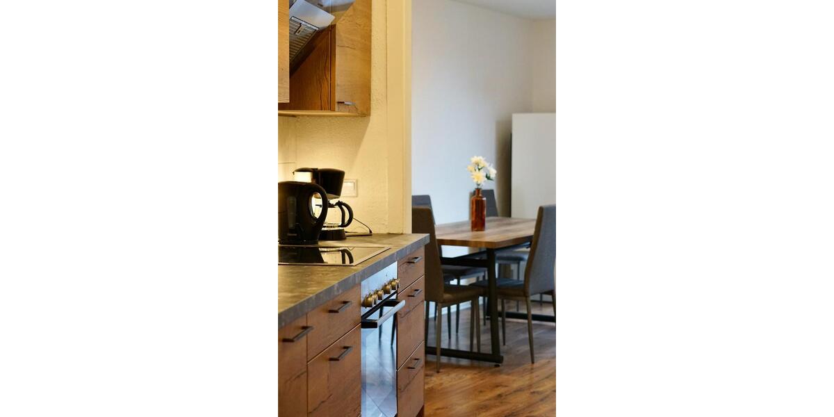 Wohnen auf Zeit Arnstadt - 5 Zimmer, 20 m&sup2;, 25&euro; | Angebot:20485542