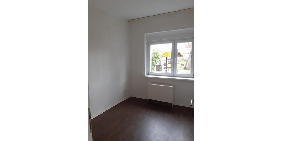 Erdgeschoßwohnung Erxleben - 1.5 Zimmer, 59 m&sup2;, 350&euro; | Angebot:26003573