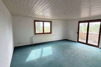 Wohnung Loßburg - 3 Zimmer, 106 m&sup2;, 900&euro; | Angebot:27256211