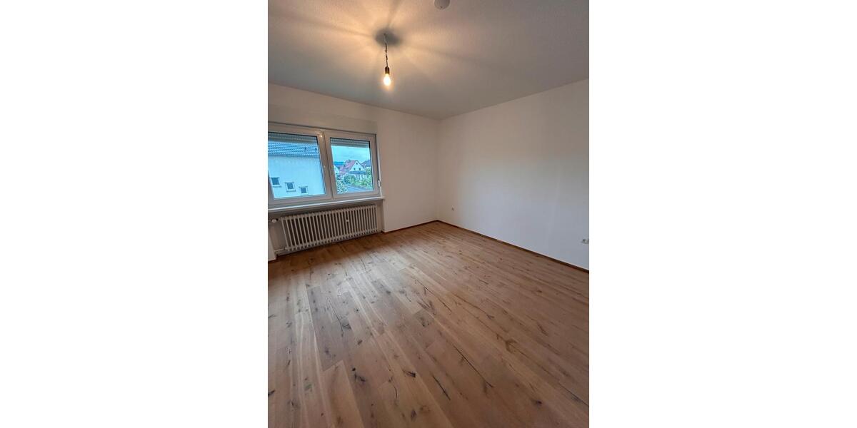 Etagenwohnung Gründau - 3 Zimmer, 78 m&sup2;, 1.050&euro; | Angebot:26482959