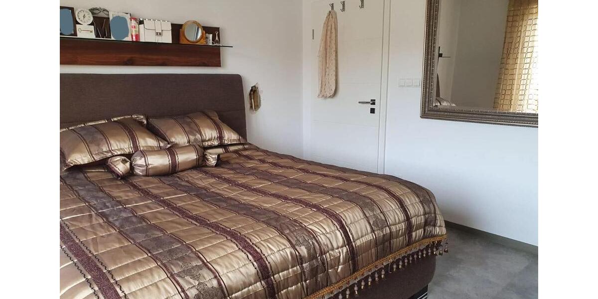 Modernisierte Wohnung mit vier Zimmern- Balkon - Garten 4 zimmer