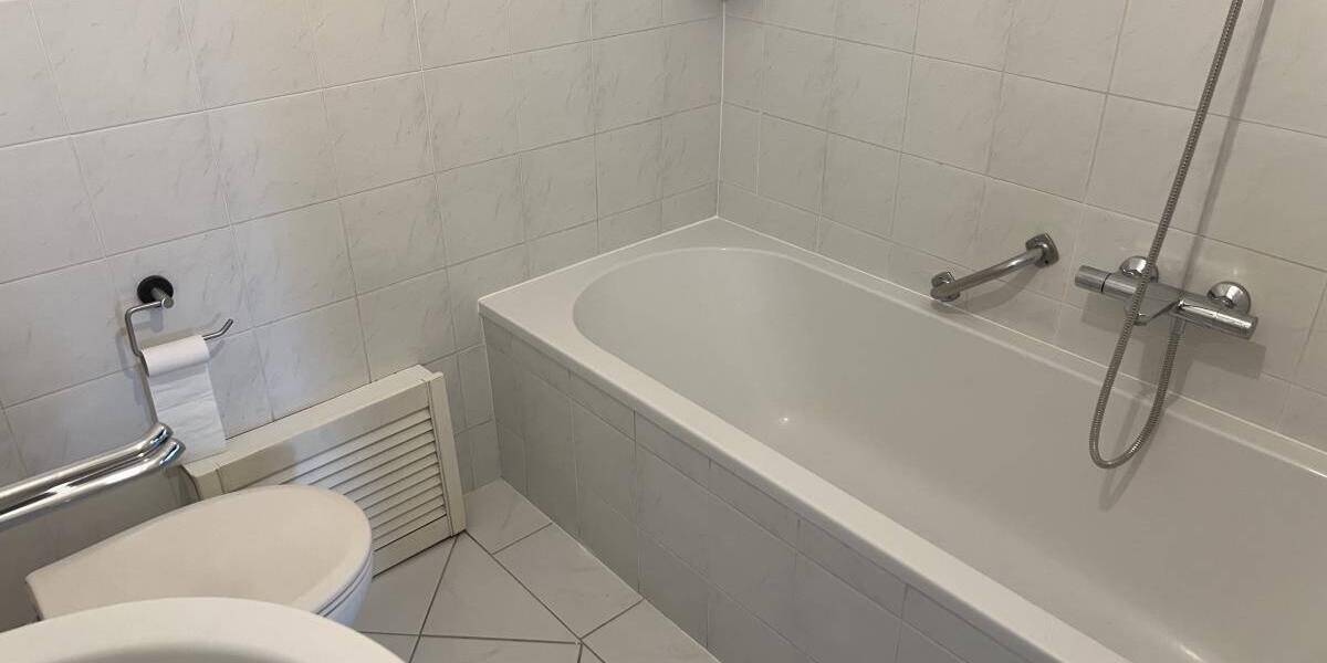 Etagenwohnung Spardorf - 4 Zimmer, 92 m&sup2;, 1.390&euro; | Angebot:26188535