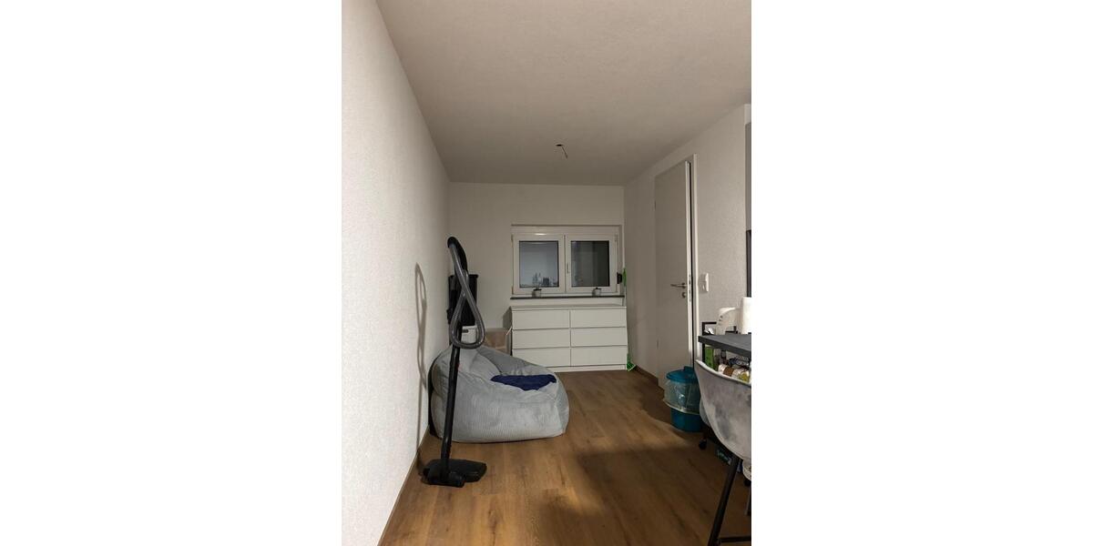 Etagenwohnung Münsingen - 2 Zimmer, 70 m&sup2;, 750&euro; | Angebot:24750333