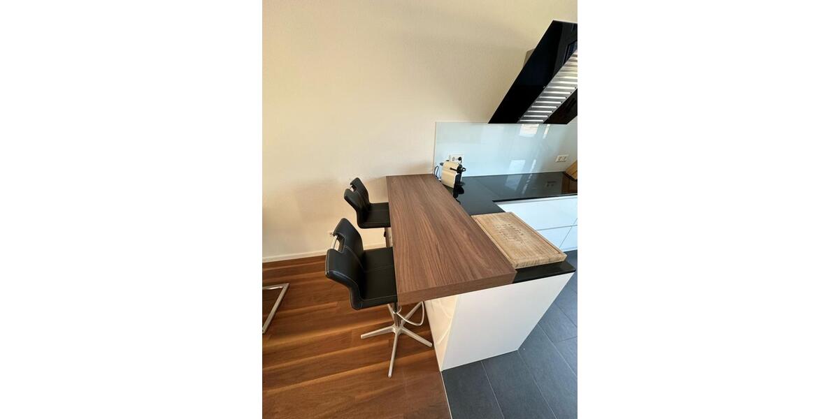 Einfamilienhaus Stuttgart Luginsland - 3 Zimmer, 83 m&sup2;, 1.700&euro; | Angebot:24804731