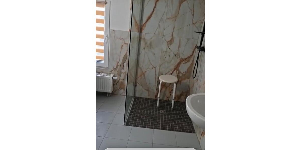 Etagenwohnung Hartha - 3 Zimmer, 90 m&sup2;, 23&euro; | Angebot:25367855