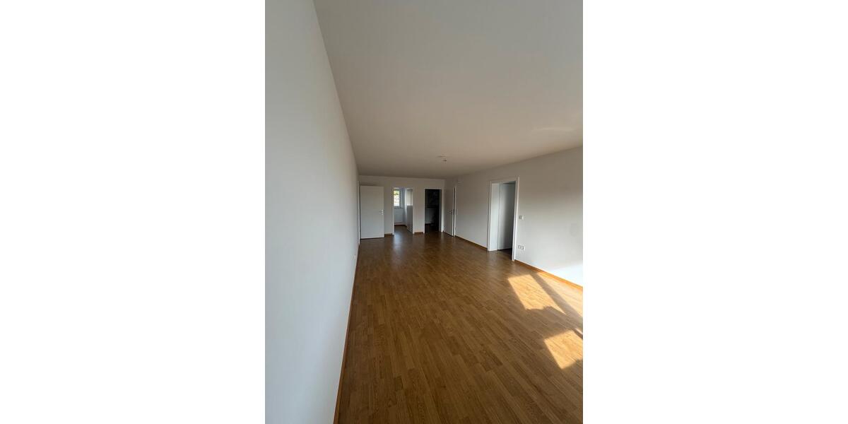 Erdgeschoßwohnung Kirchen (Sieg) - 4 Zimmer, 80 m&sup2;, 800&euro; | Angebot:26074131