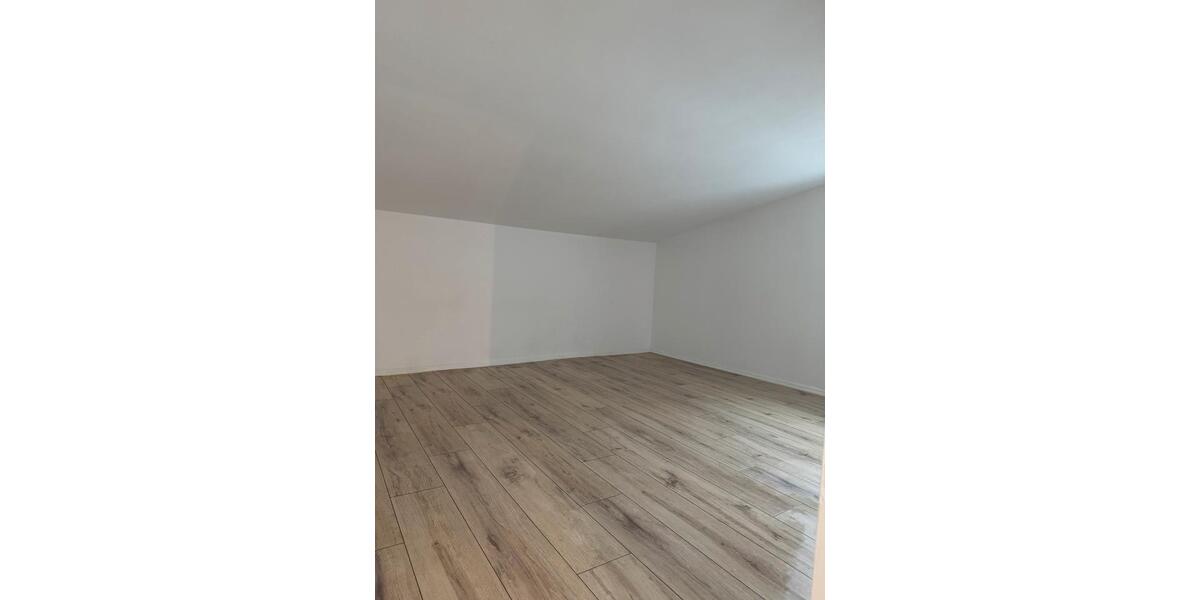 Erdgeschoßwohnung Ilmenau - 1 Zimmer, 28 m&sup2;, 344&euro; | Angebot:25994960