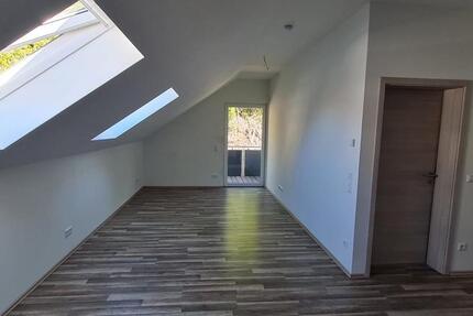 Wohnung Östringen - 2 Zimmer, 60 m&sup2;, 880&euro; | Angebot:26547314