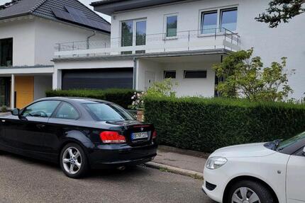 3 Zimmer Wohnung mit 2 Balkone in Sindelfingen 1200 € Kaltmiete
