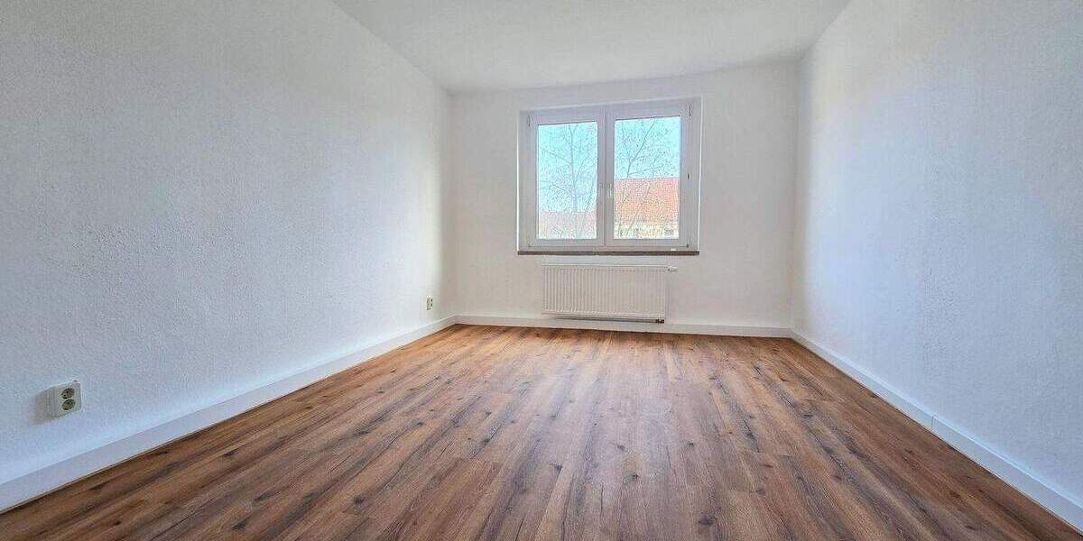 Nagelneue Küche: 2-Zimmer-Wohnung mit Balkon 2 zimmer