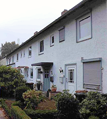 Haus zum Mieten in Wedel 950 € 76 m²