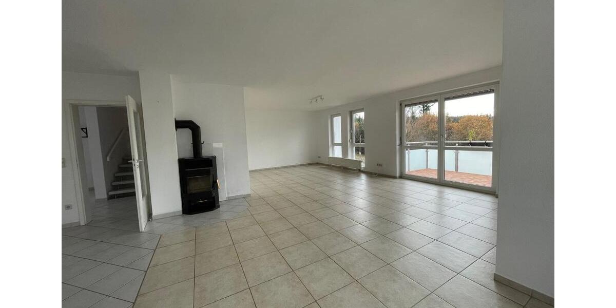 Doppelhaushälfte mit Einliegerwohnung in Bad Liebenzell-Monakam 6 zimmer