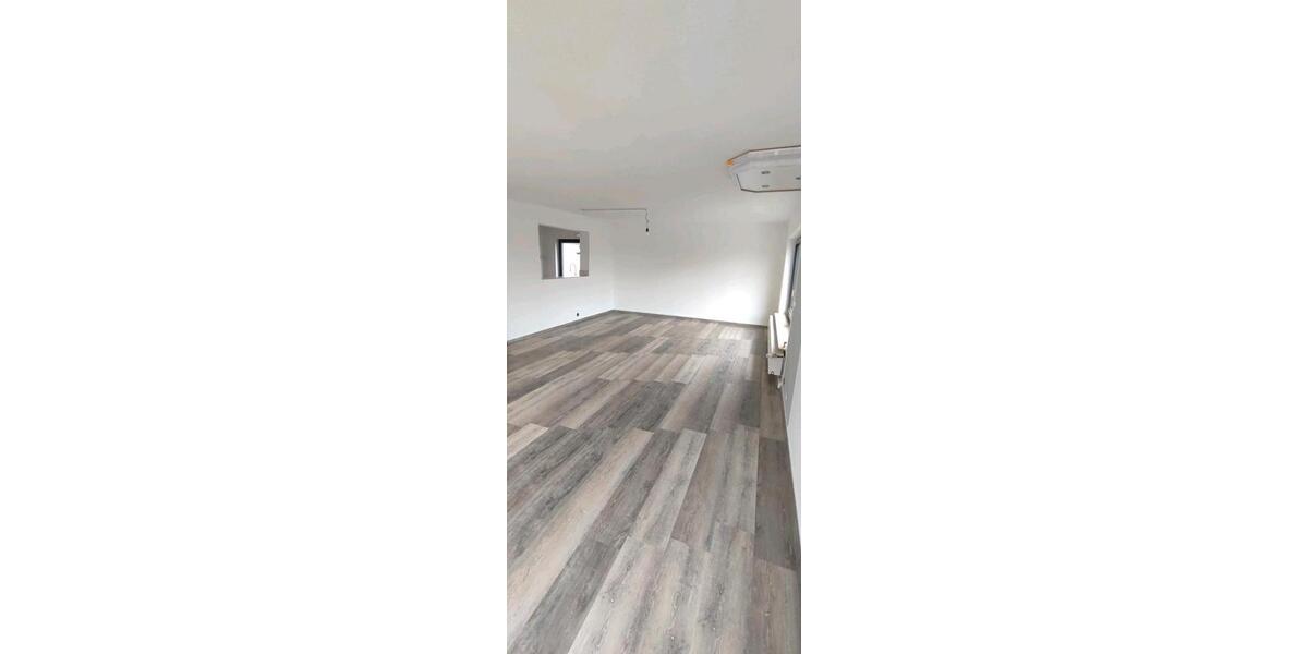 Erdgeschoßwohnung Marsberg - 4 Zimmer, 120 m&sup2;, 995&euro; | Angebot:25163127