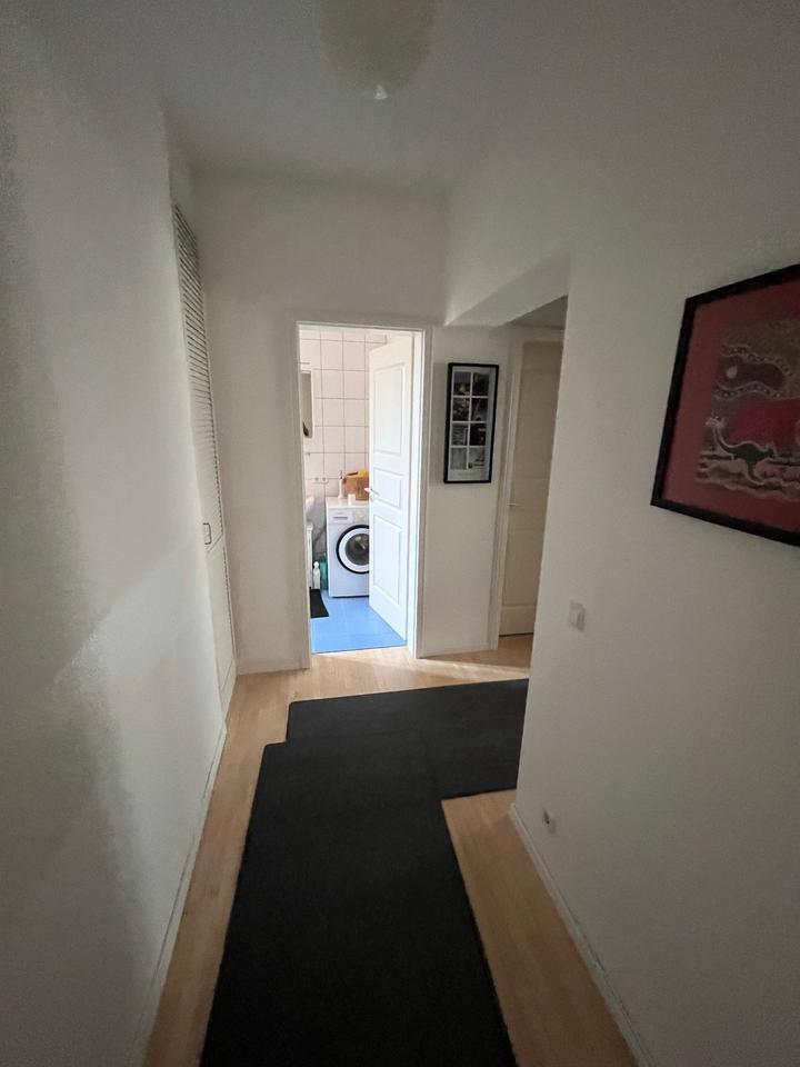 Möbliertes Zimmer in schöner und zentraler 3er WG am Milaneo