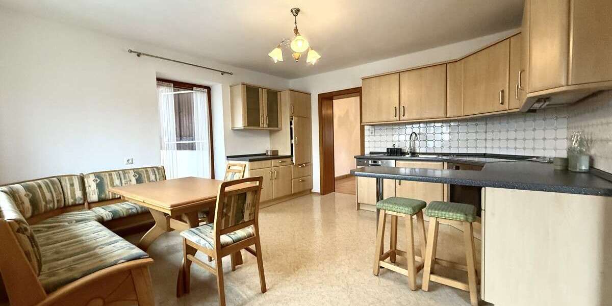 Etagenwohnung Sünching - 3 Zimmer, 90 m&sup2;, 750&euro; | Angebot:24816527