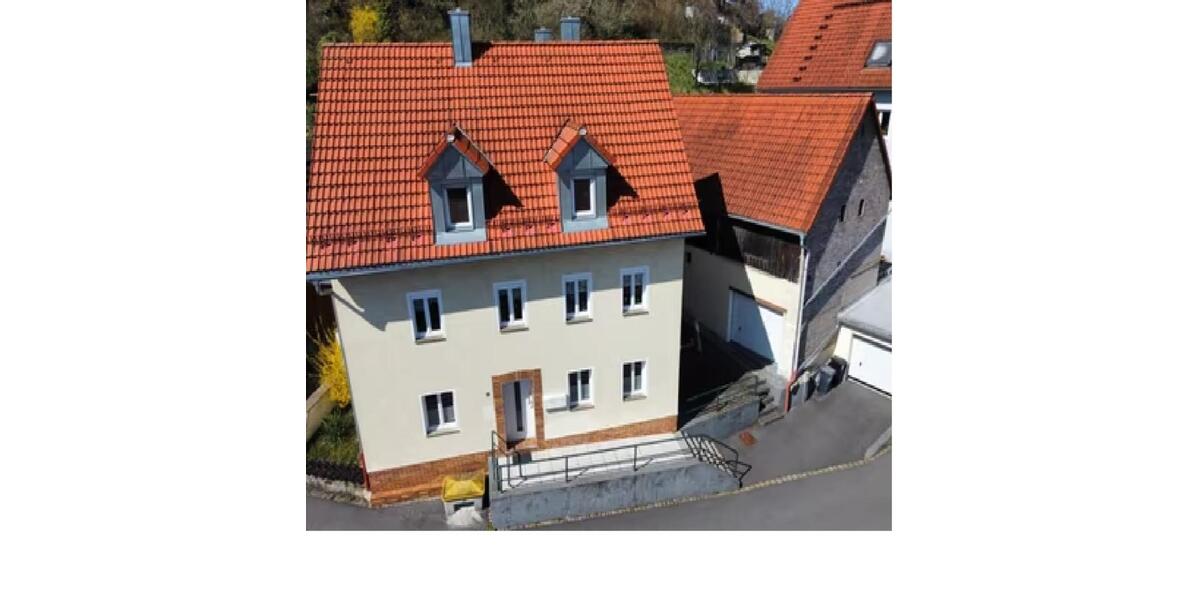 Einfamilienhaus Sulzbach-Rosenberg Rosenberg - 6 Zimmer, 130 m&sup2;, 850&euro; | Angebot:25523081