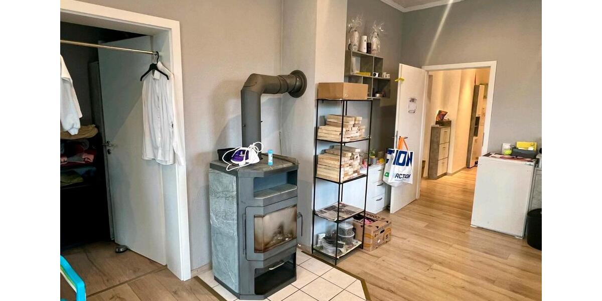 Etagenwohnung Detmold - 4 Zimmer, 129 m&sup2;, 1.150&euro; | Angebot:26386958