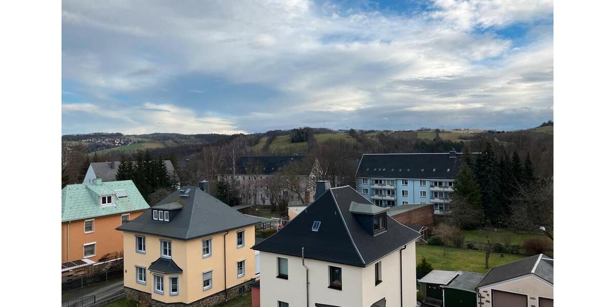 Dachgeschoßwohnung Zschopau - 3 Zimmer, 74 m&sup2;, 530&euro; | Angebot:24979003