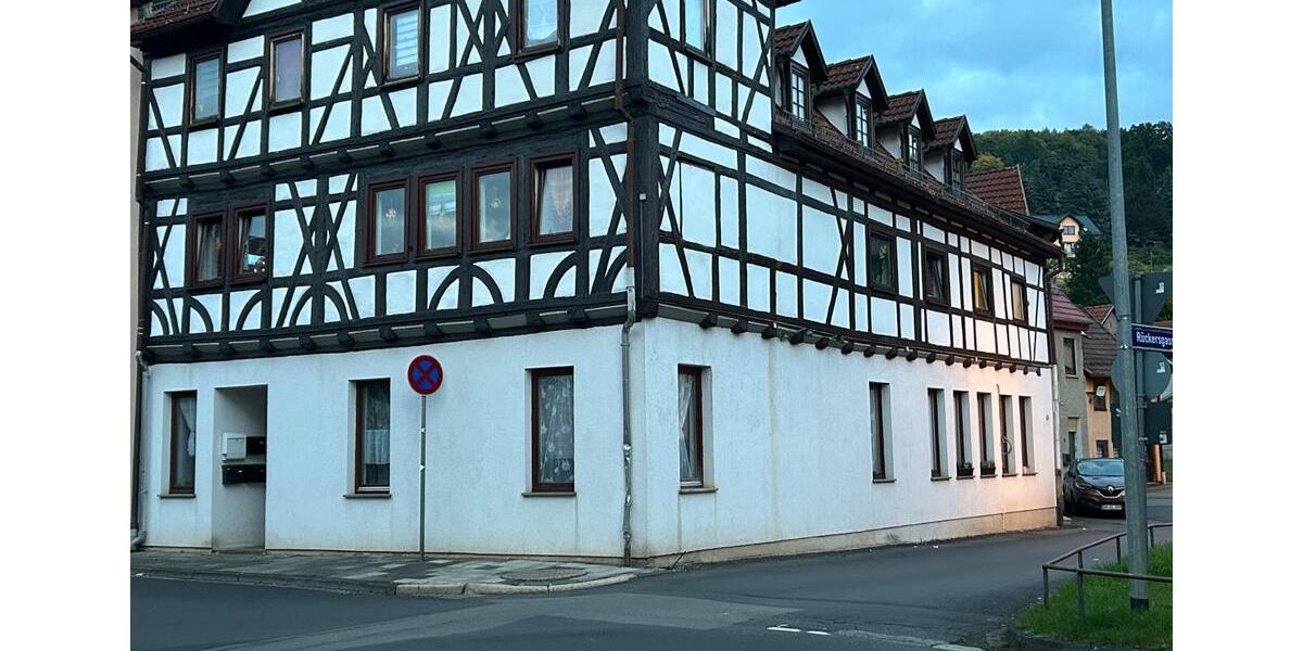 Erdgeschoßwohnung Schmalkalden - 2 Zimmer, 64 m&sup2;, 485&euro; | Angebot:25105228