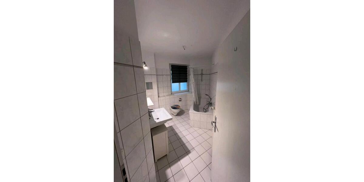 Etagenwohnung Wittstock/Dosse Dosse - 3 Zimmer, 98 m&sup2;, 1.000&euro; | Angebot:26097500