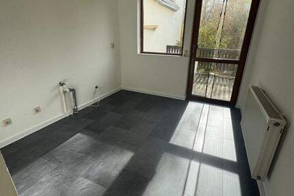 Wohnung Naumburg - 2 Zimmer, 56 m&sup2;, 380&euro; | Angebot:25252877