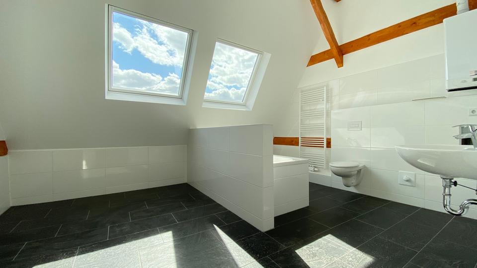 Dachgeschoßwohnung Berlin Treptow-Köpenick - 2 Zimmer, 85 m&sup2;, 1.620&euro; | Angebot:23567750