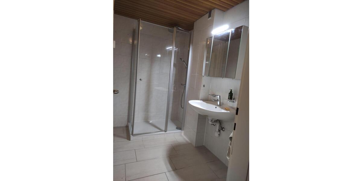 Dachgeschoßwohnung Stuttgart Stuttgart-West - 3 Zimmer, 82 m&sup2;, 1.250&euro; | Angebot:26036412