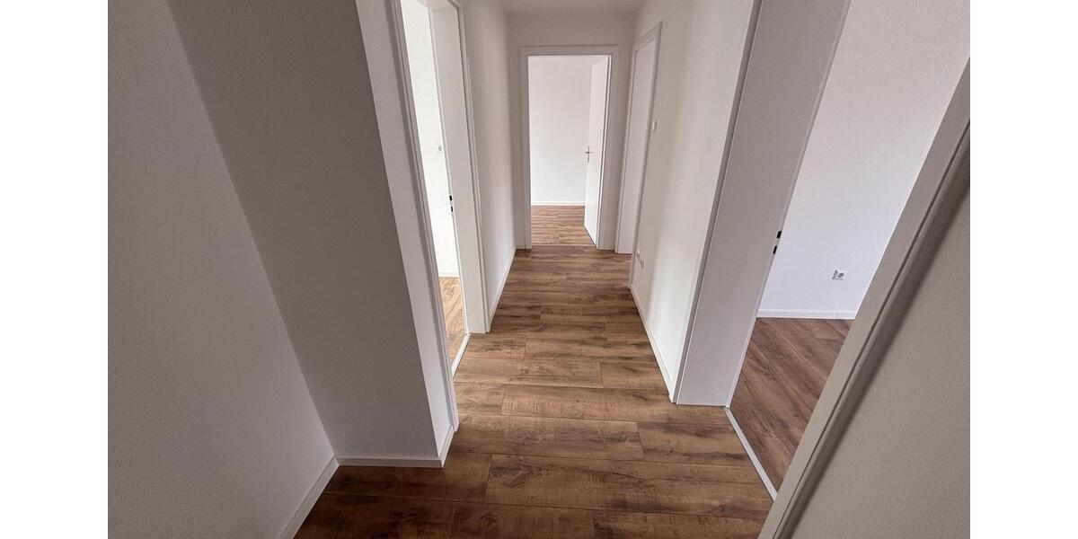 Dachgeschoßwohnung Stadtbergen - 3 Zimmer, 61 m&sup2;, 1.290&euro; | Angebot:25309256