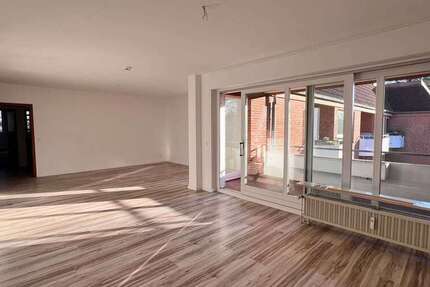 Wohnung zum Mieten in Lüneburg 1.050 € 81 m² 2 zimmer