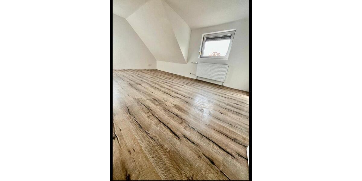 Etagenwohnung Güglingen - 4 Zimmer, 85 m&sup2;, 480&euro; | Angebot:26025497