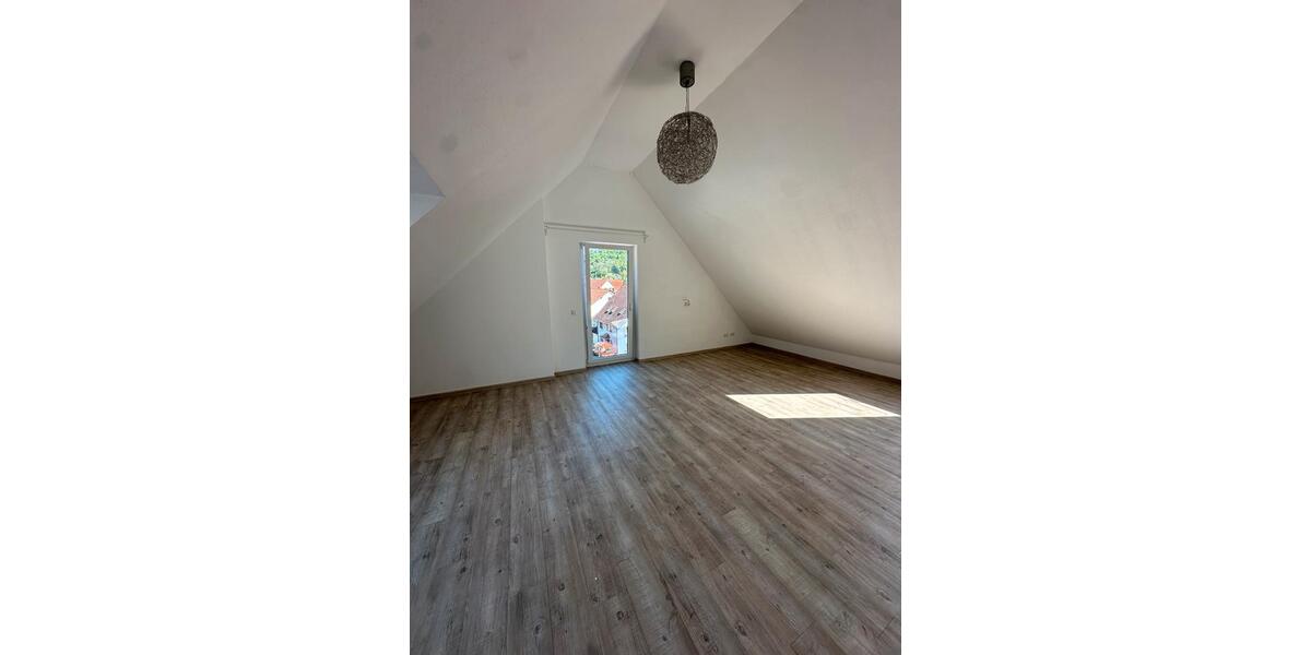 Maisonettenwohnung Bad Dürkheim - 3 Zimmer, 115 m&sup2;, 1.490&euro; | Angebot:24782472