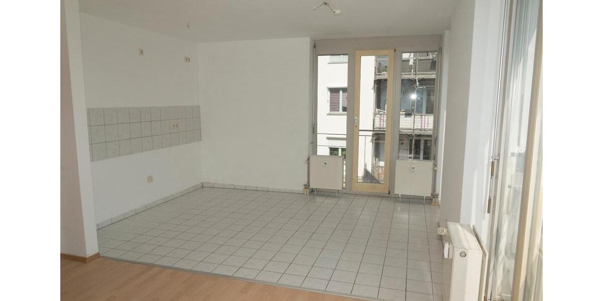 Erdgeschoßwohnung Hohenstein-Ernstthal Ernstthal - 2 Zimmer, 59 m&sup2;, 330&euro; | Angebot:26592561