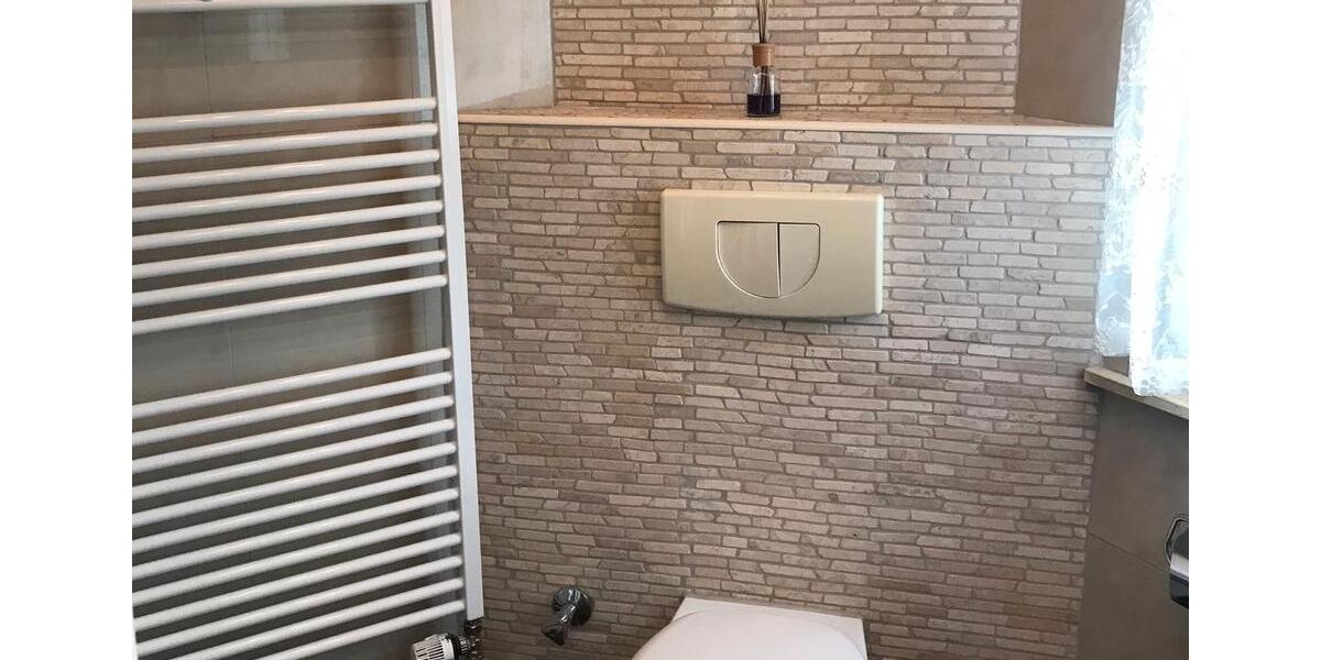 Dachgeschoßwohnung Langenfeld (Rheinland) - 2 Zimmer, 50 m&sup2;, 550&euro; | Angebot:26532481
