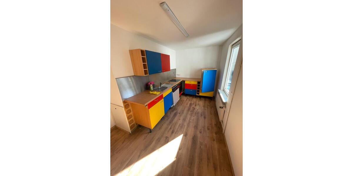 Etagenwohnung Siegen Weidenau - 5 Zimmer, 110 m&sup2;, 286&euro; | Angebot:24751165
