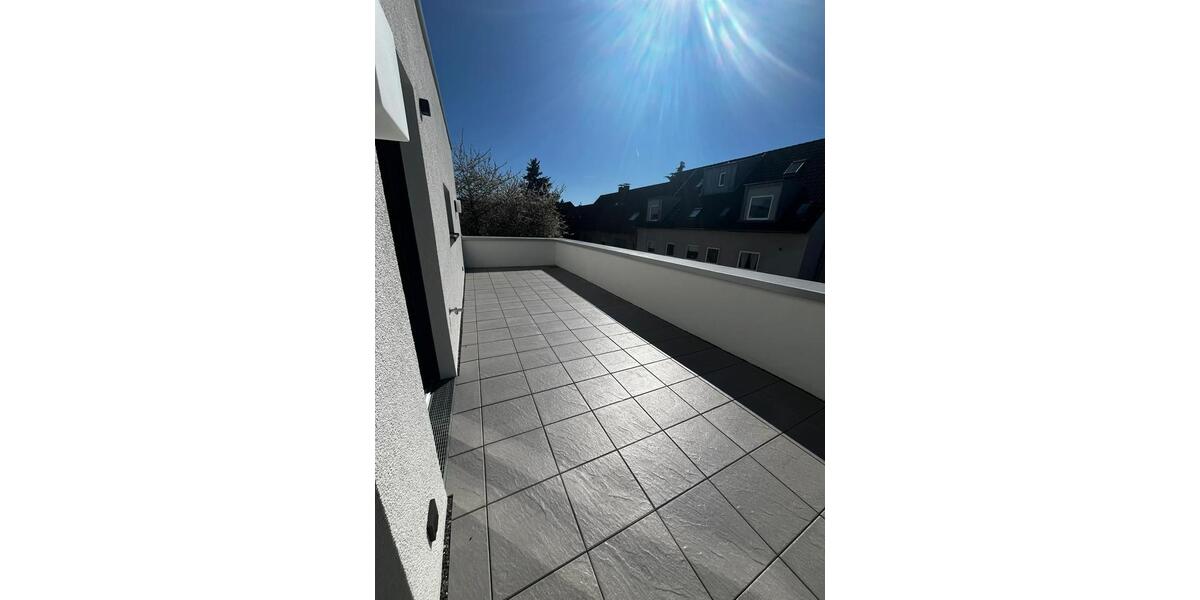 Etagenwohnung Frechen - 4 Zimmer, 175 m&sup2;, 2.975&euro; | Angebot:26073829
