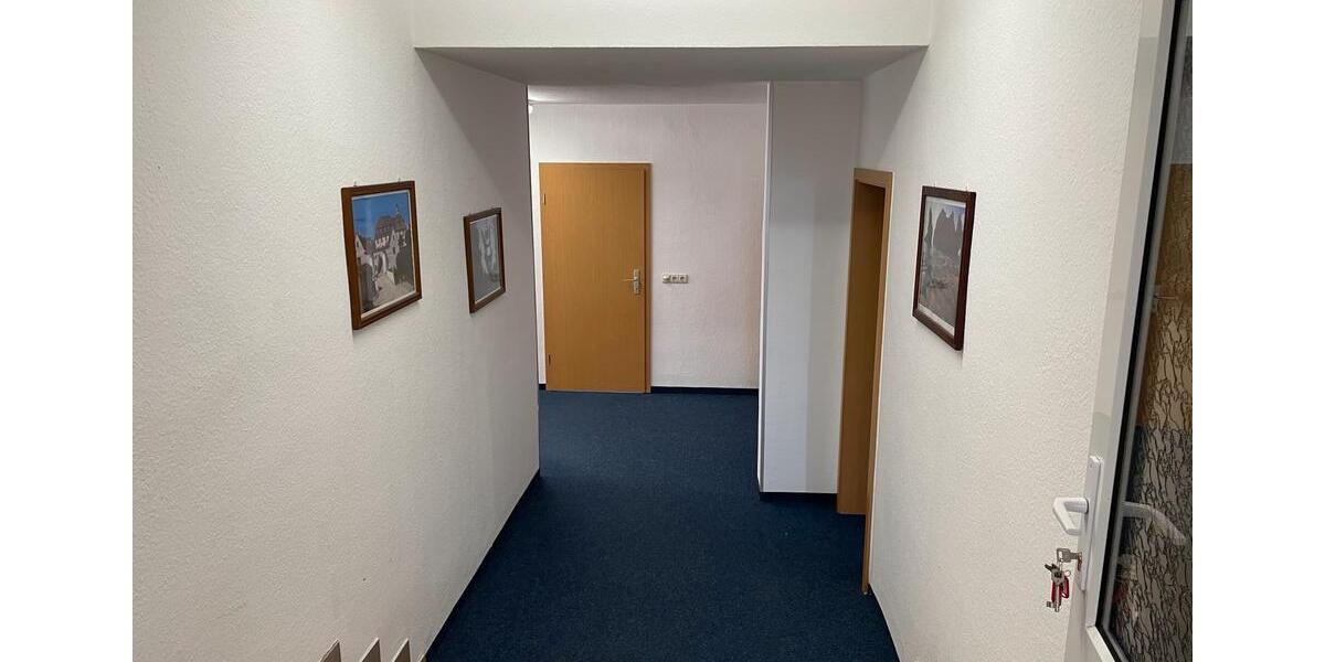 BüroPraxisräume mit 120qm Gesamtfläche zimmer