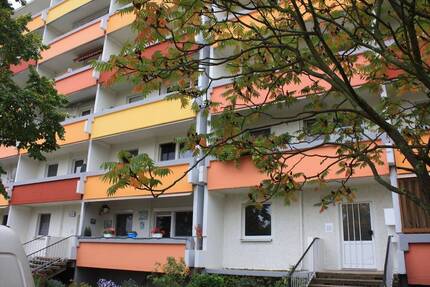 Gemütliche Zweiraumwohnung mit Balkon im 2. Obergeschoss in Wolfen-Nord ab Februar 2026 zu vermieten ! 2 zimmer