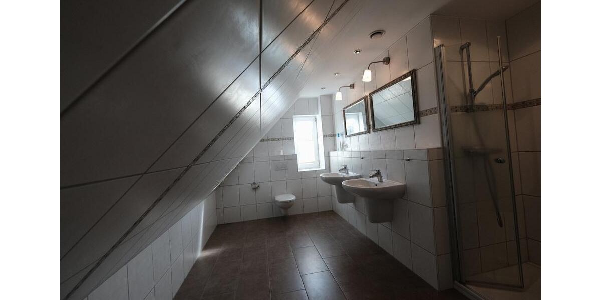 Einfamilienhaus Osterrönfeld - 5 Zimmer, 127 m&sup2;, 1.450&euro; | Angebot:26600863