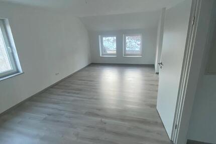 Wohnung Nabburg - 3 Zimmer, 109 m&sup2;, 800&euro; | Angebot:24876207